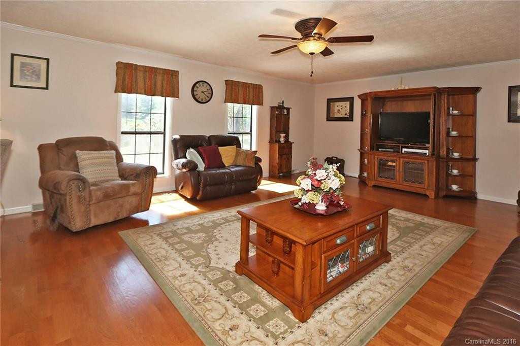 2364 Hyder Mountain Road - Photo 6