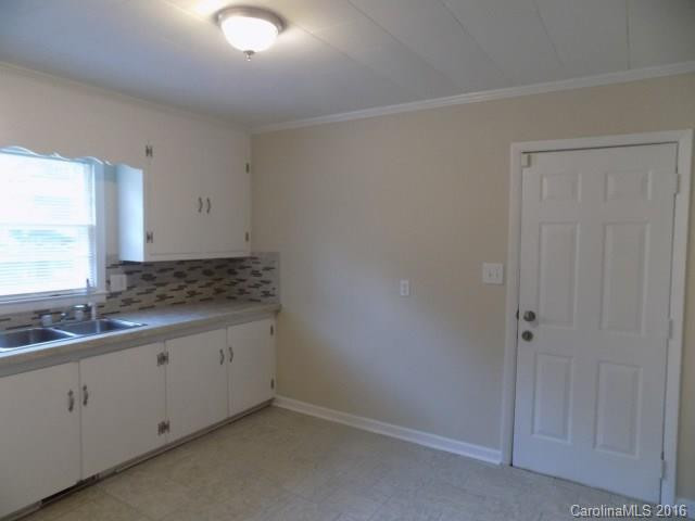 217 Maryland Drive - Photo 4