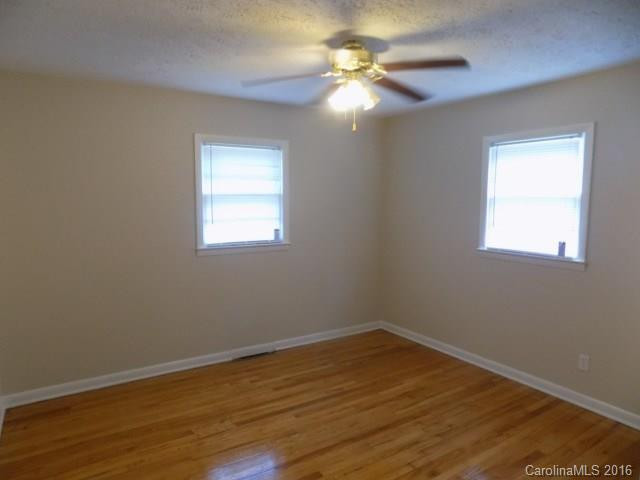 217 Maryland Drive - Photo 9