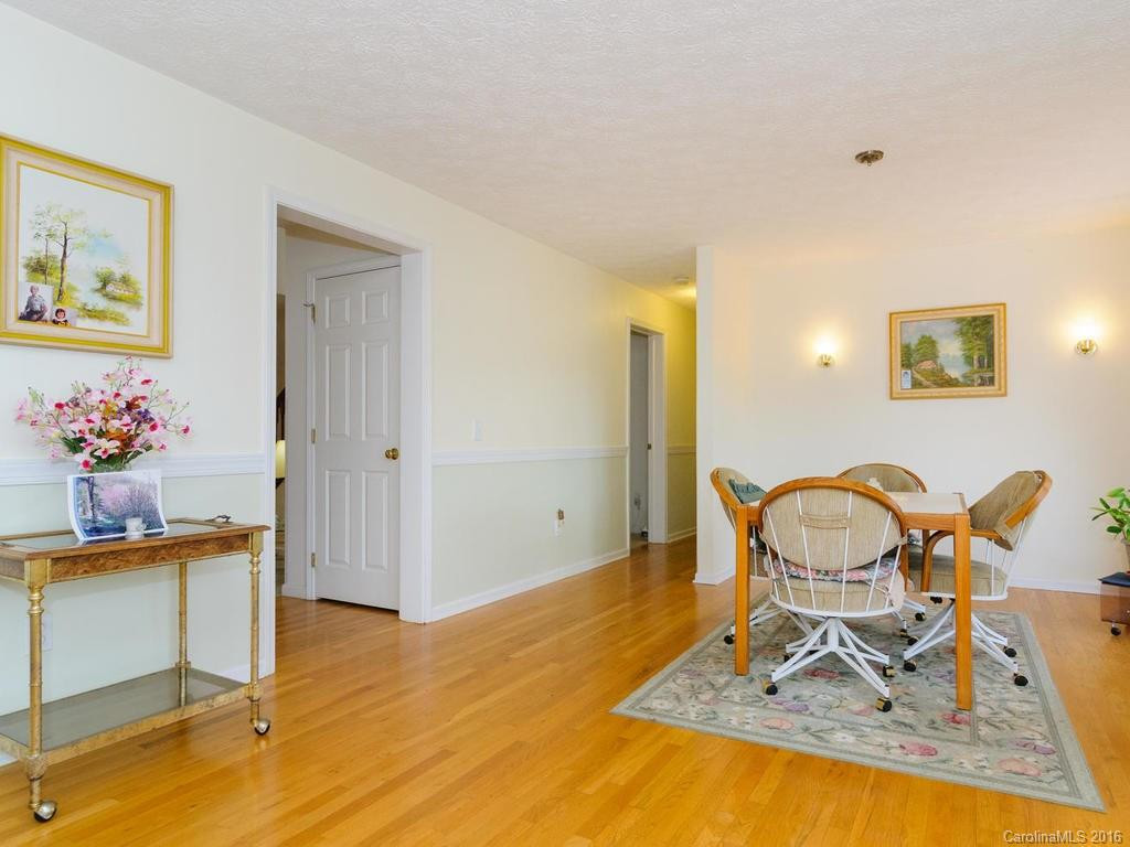 184 Mosa Drive - Photo 11