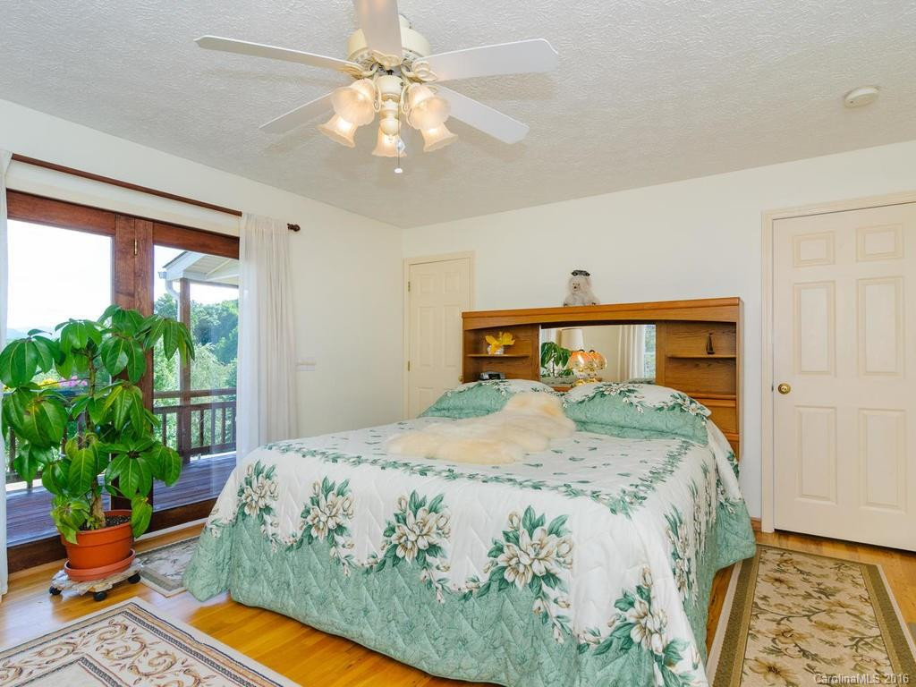184 Mosa Drive - Photo 13