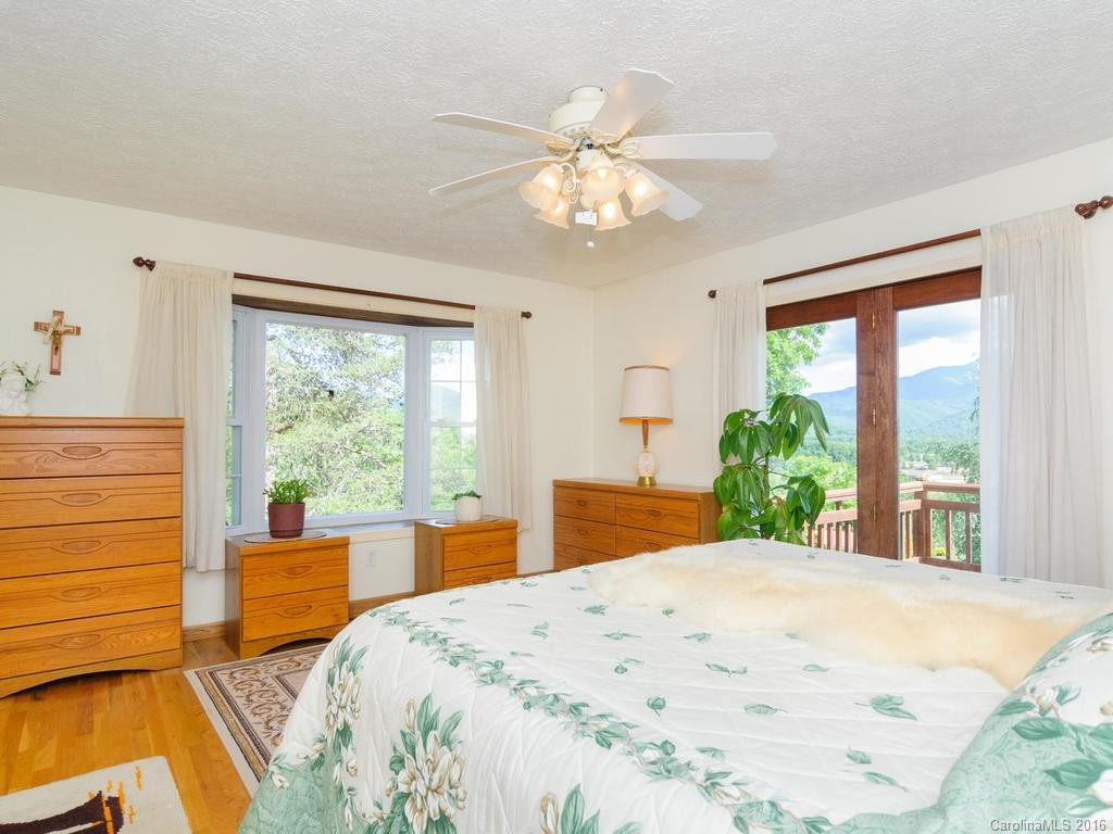 184 Mosa Drive - Photo 14