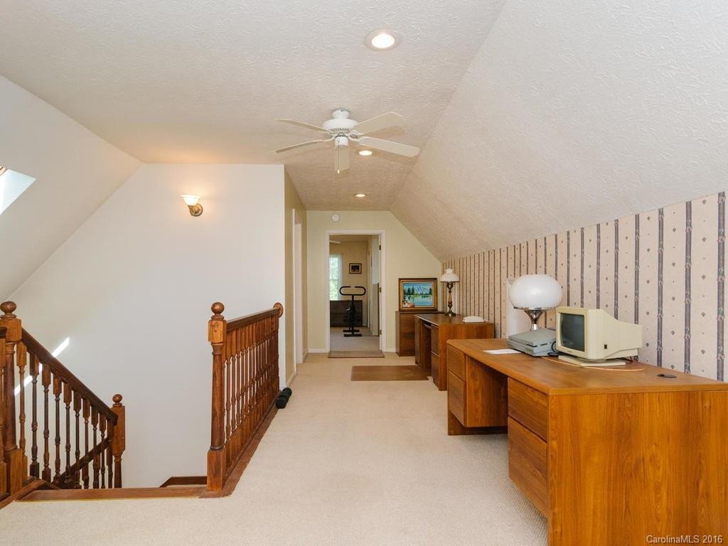 184 Mosa Drive - Photo 20
