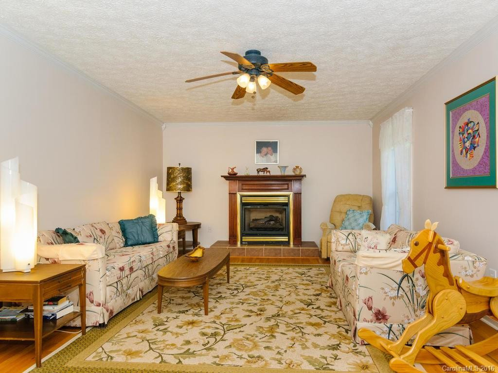 184 Mosa Drive - Photo 5