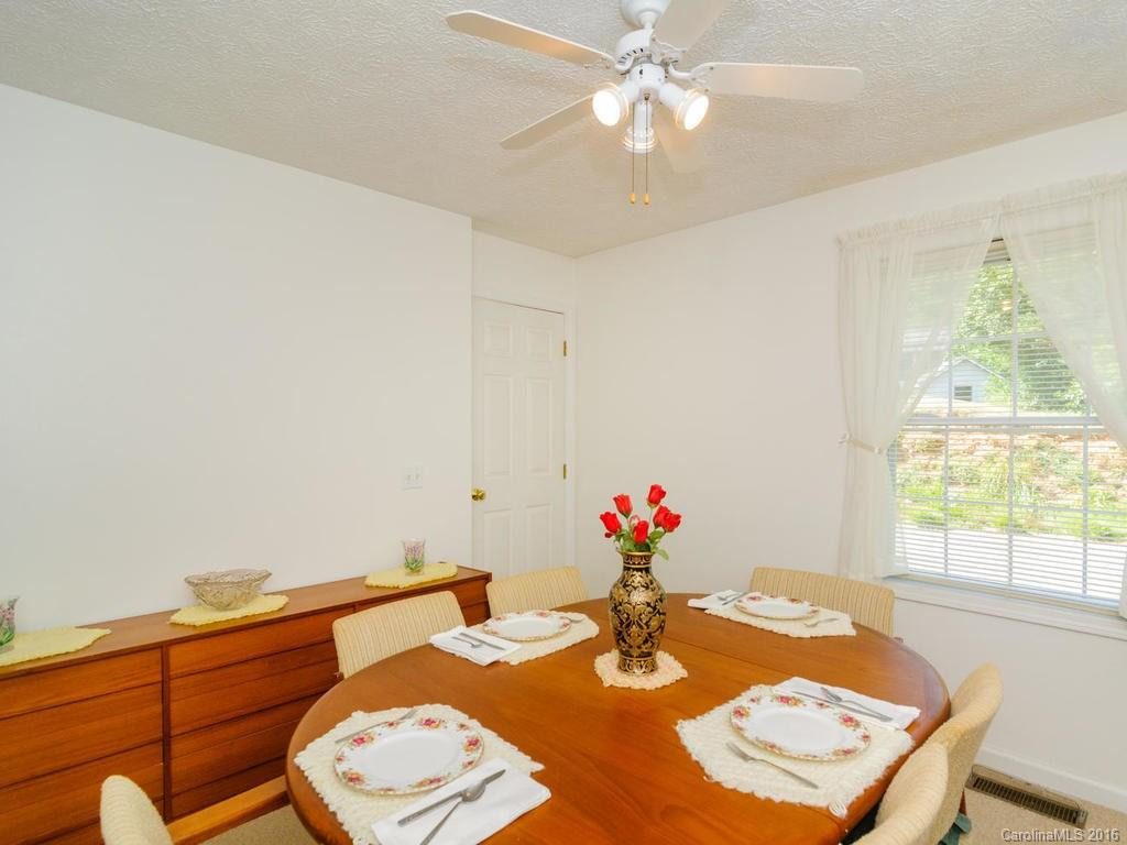 184 Mosa Drive - Photo 8