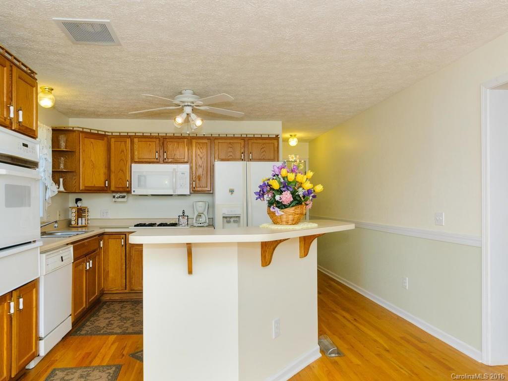 184 Mosa Drive - Photo 9