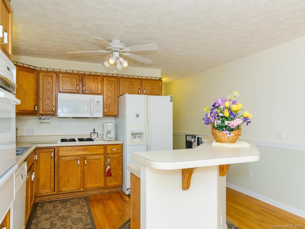184 Mosa Drive - Photo 10
