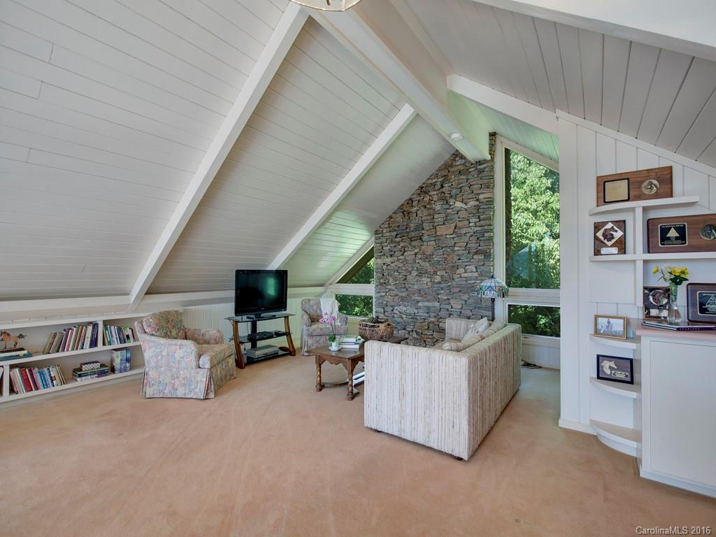 35 Hominy Creek Road - Photo 19