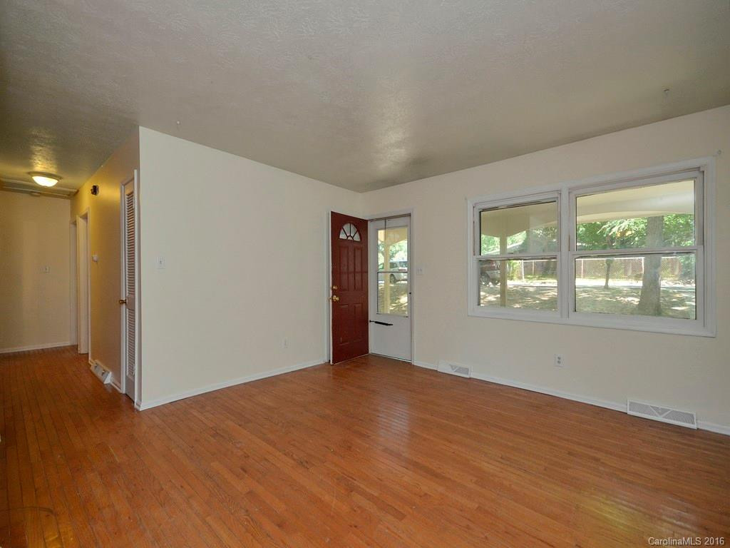4 Merlin Way - Photo 2