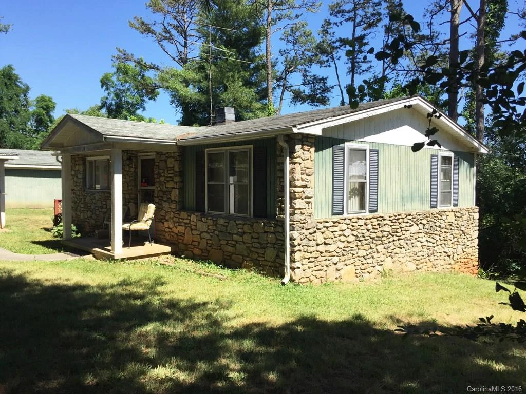 24 Lamb Avenue
