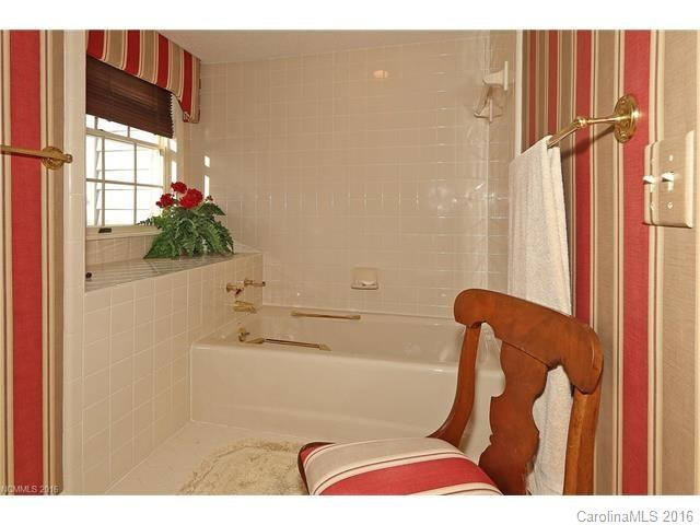360 Skylark Lane #Unit G - Photo 17