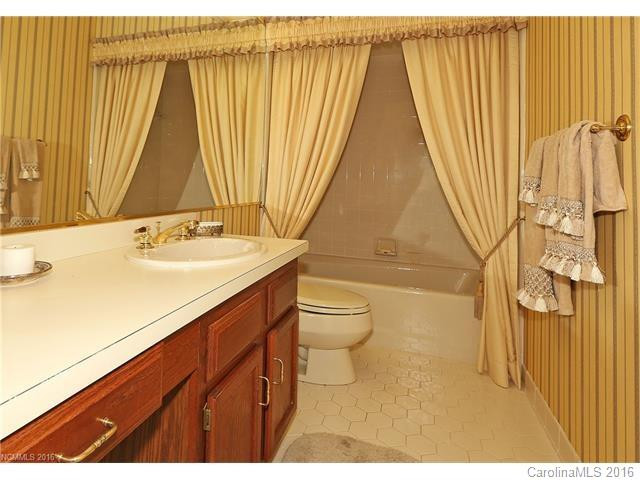 360 Skylark Lane #Unit G - Photo 18