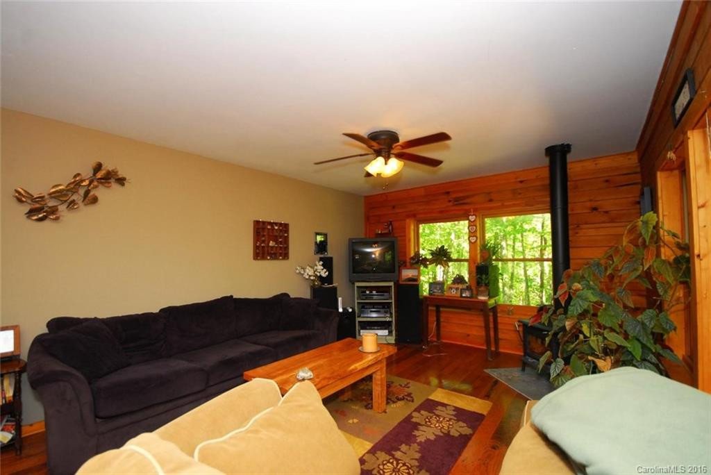 26 Benfield Road - Photo 7