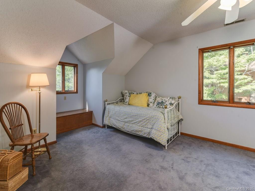 37 Mark Twain Road - Photo 15