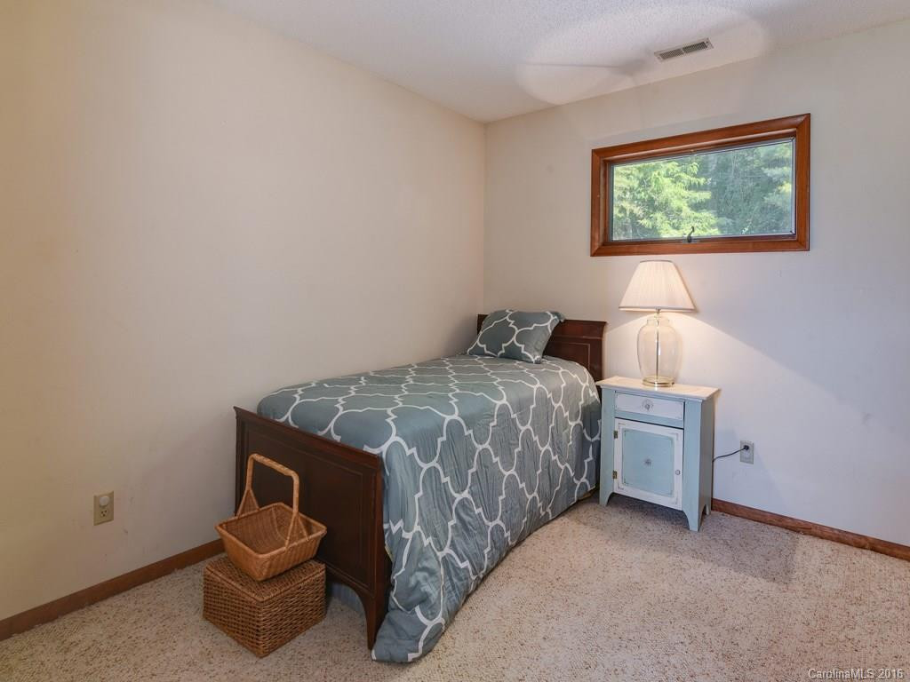 37 Mark Twain Road - Photo 16
