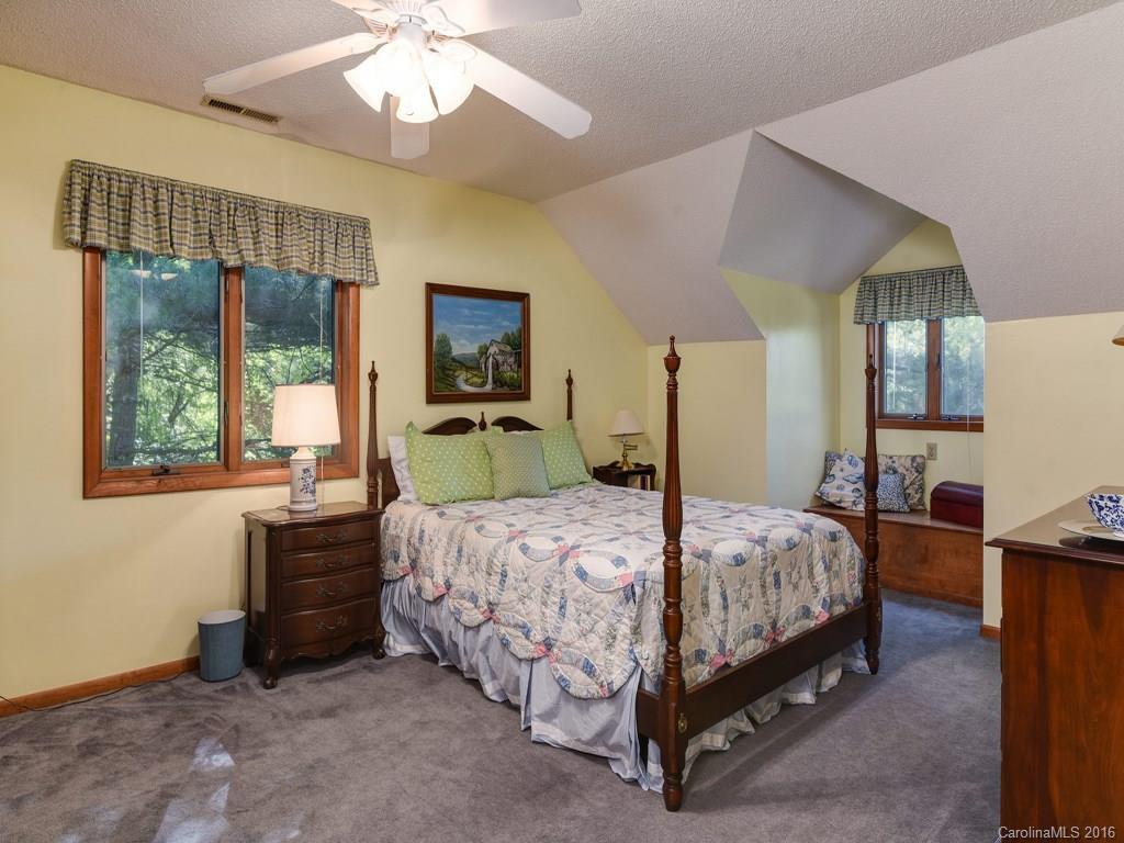 37 Mark Twain Road - Photo 17