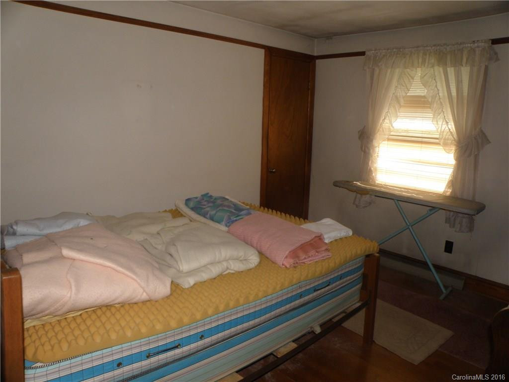 8 Youngs Cove Road - Photo 13