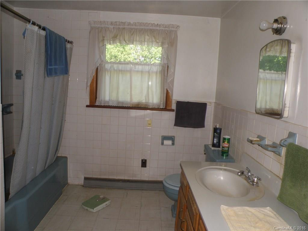 8 Youngs Cove Road - Photo 14