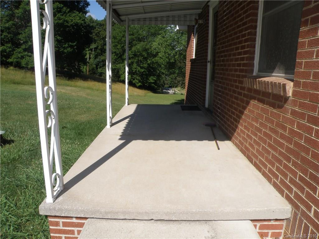8 Youngs Cove Road - Photo 20