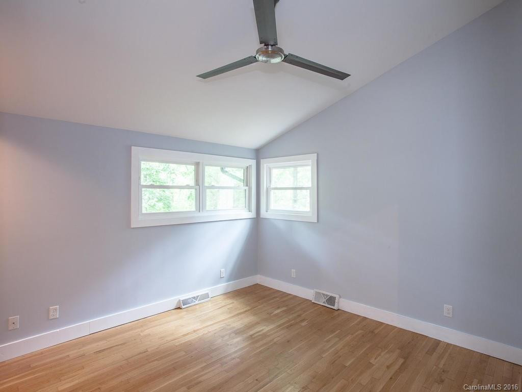 47 Salem Avenue - Photo 15
