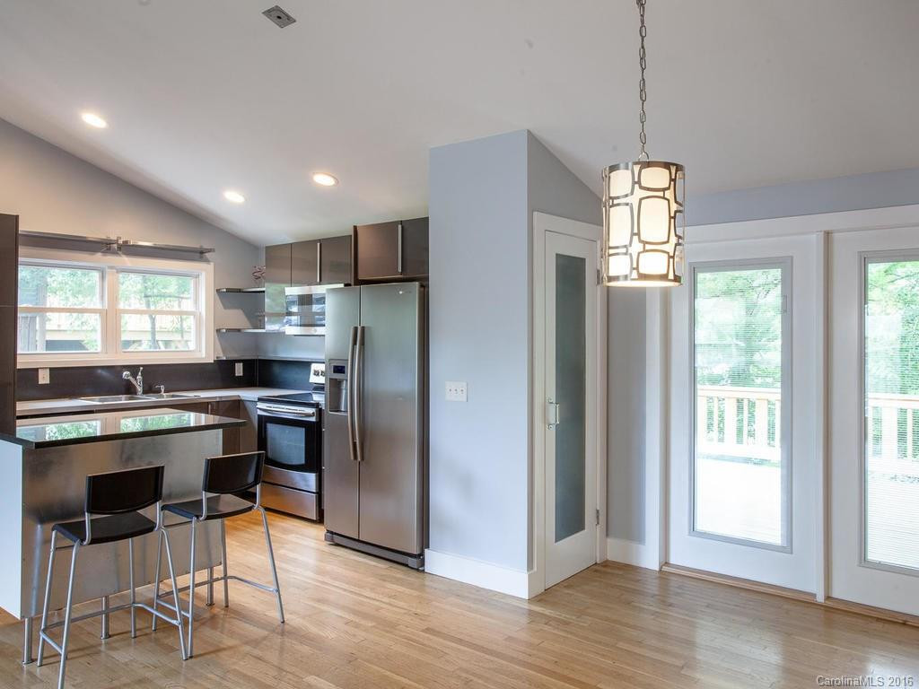 47 Salem Avenue - Photo 3