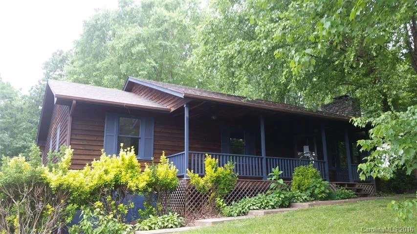 5 Cedar Ridge Drive