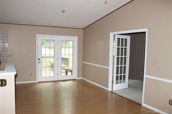 5 Cedar Ridge Drive - Photo 5