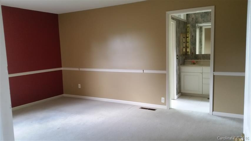 5 Cedar Ridge Drive - Photo 7