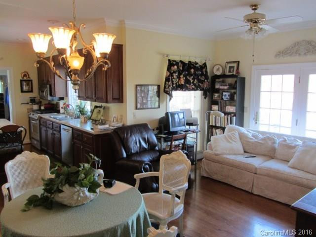 1601 US 221 Highway - Photo 3