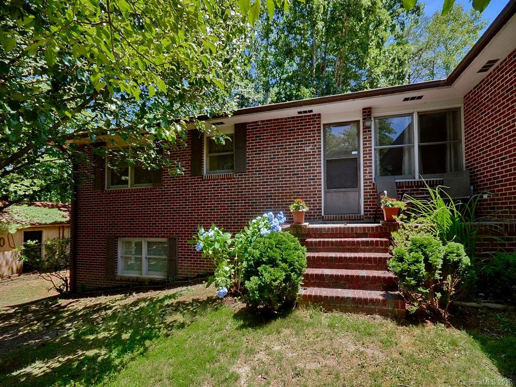 107 Abbey Fields Lane