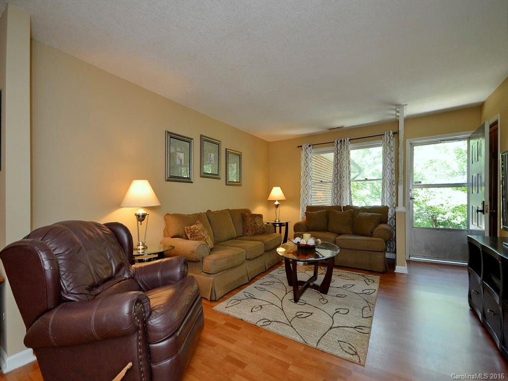 107 Abbey Fields Lane - Photo 2