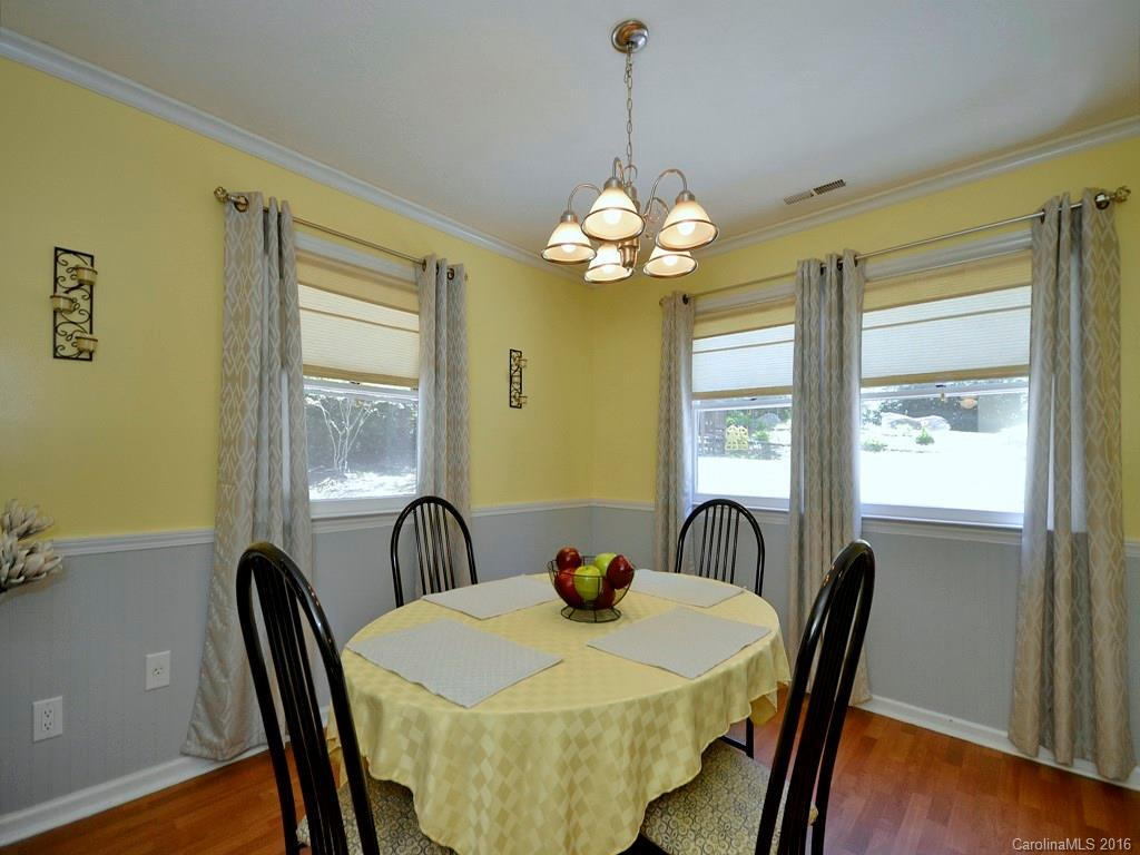 107 Abbey Fields Lane - Photo 9
