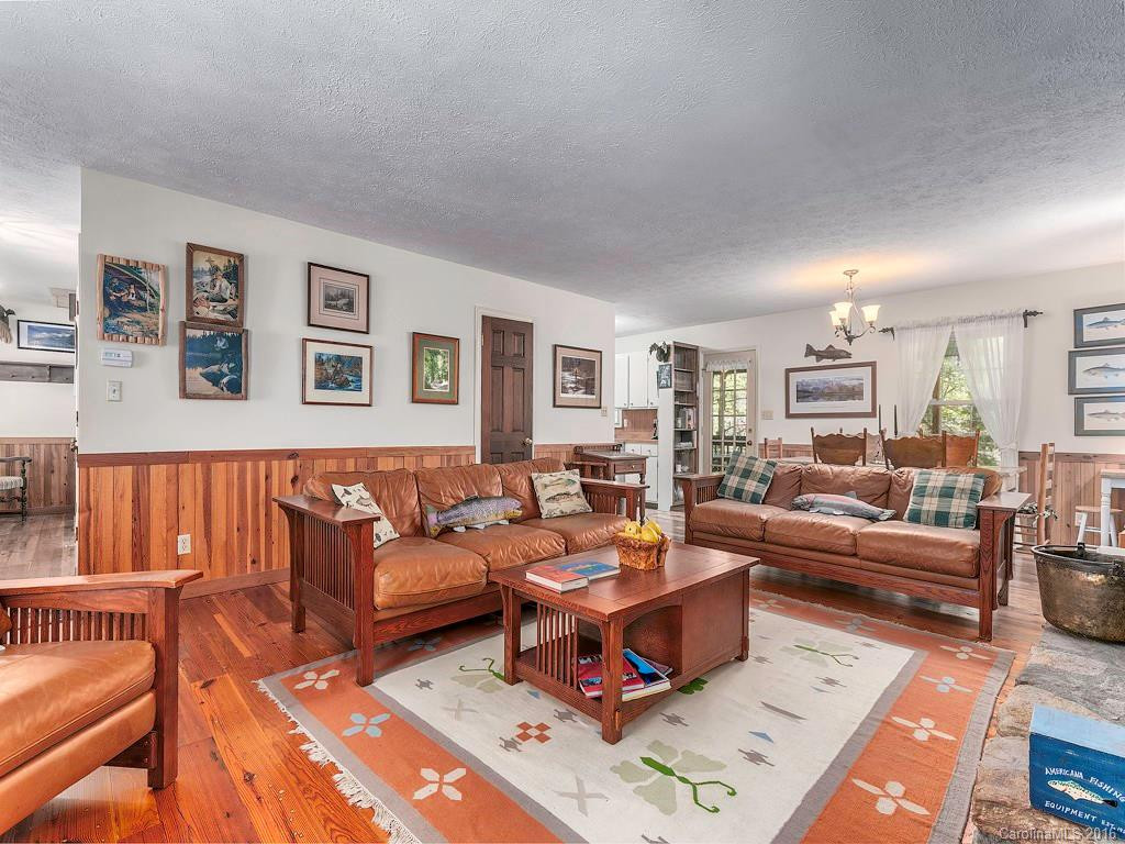 1530 Pearson Falls Road - Photo 5