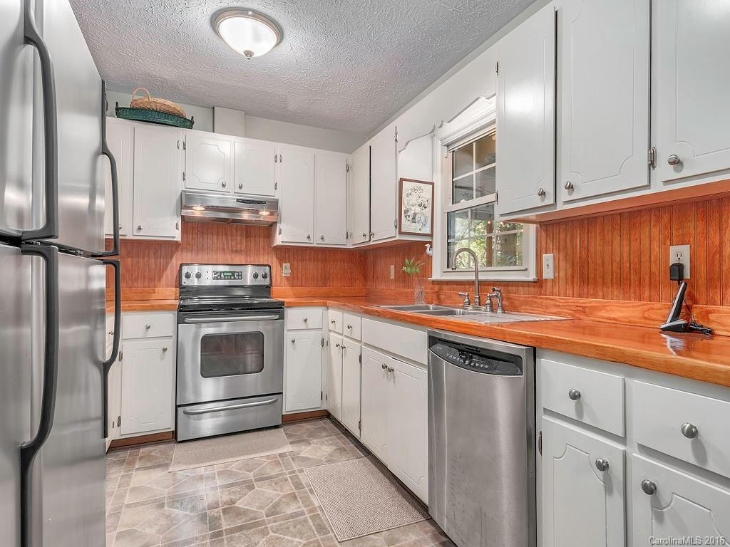 1530 Pearson Falls Road - Photo 8