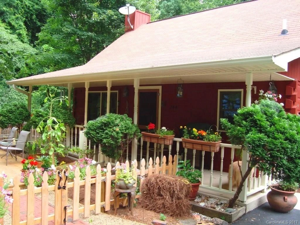 244 Valley View Lane