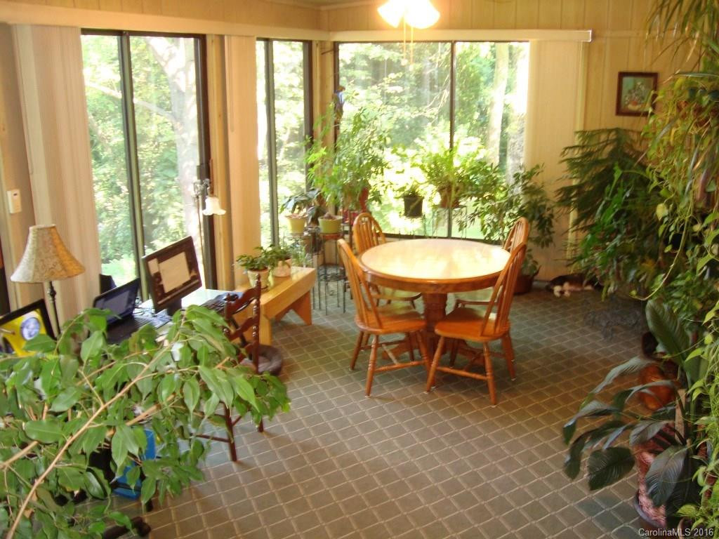244 Valley View Lane - Photo 12