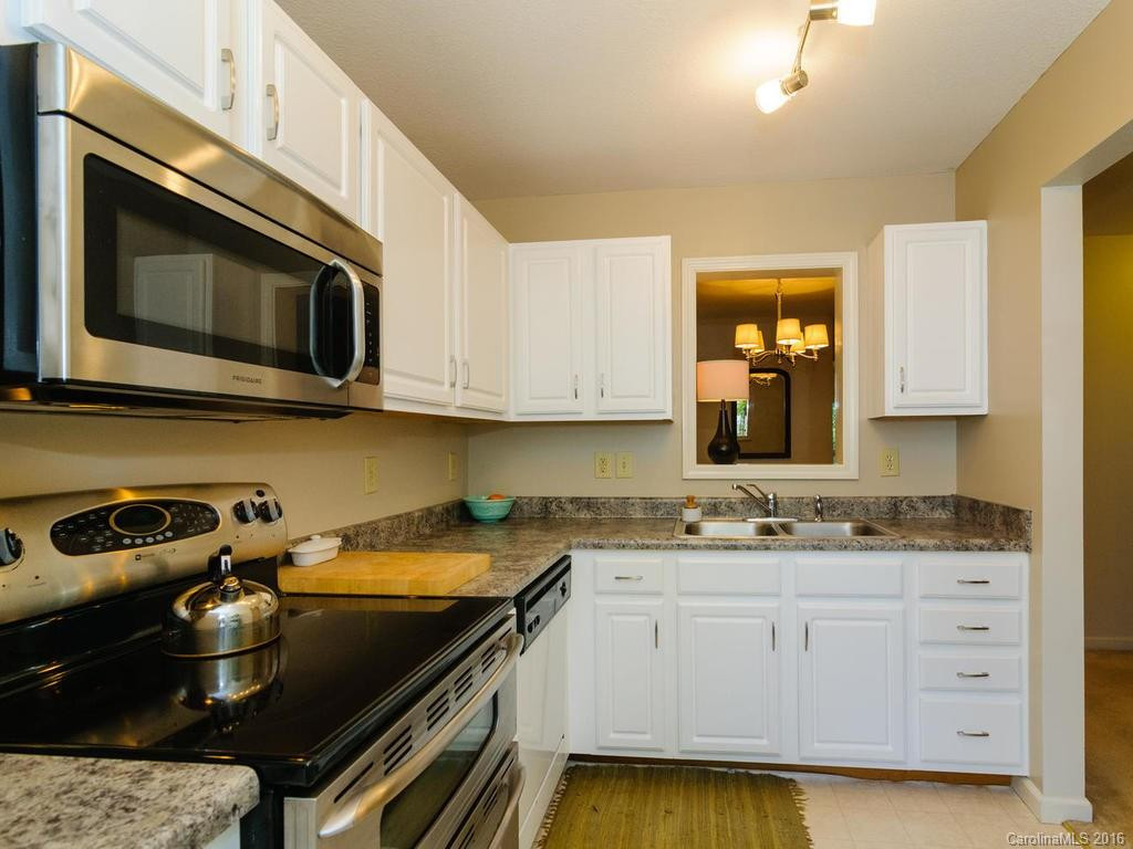 715 Carlyle Way #715 - Photo 9