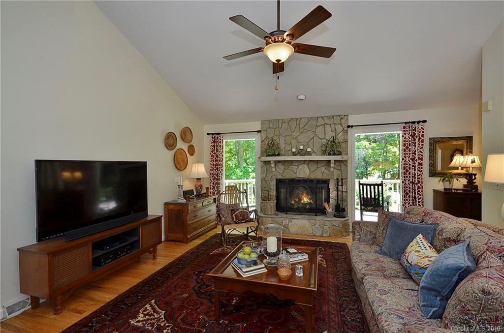 536 Wildcat Mountain Road - Photo 4