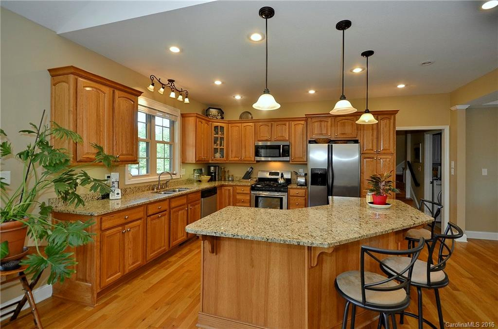 25 Pocono Drive - Photo 3