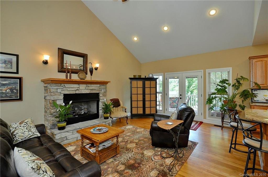 25 Pocono Drive - Photo 6