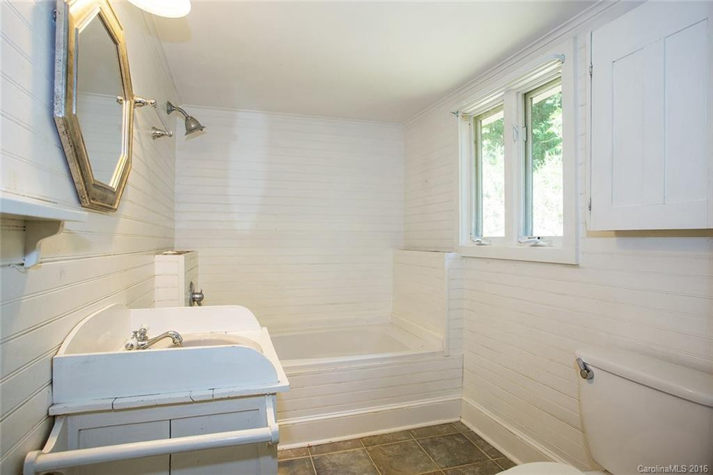 389 Stratford Road - Photo 12