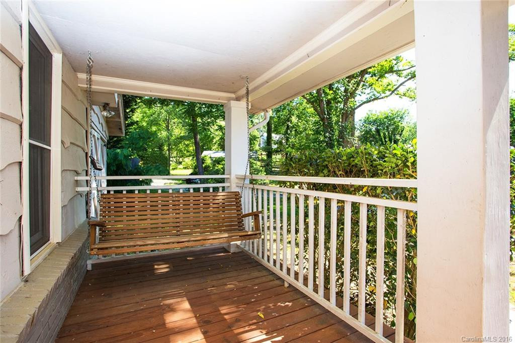 389 Stratford Road - Photo 4