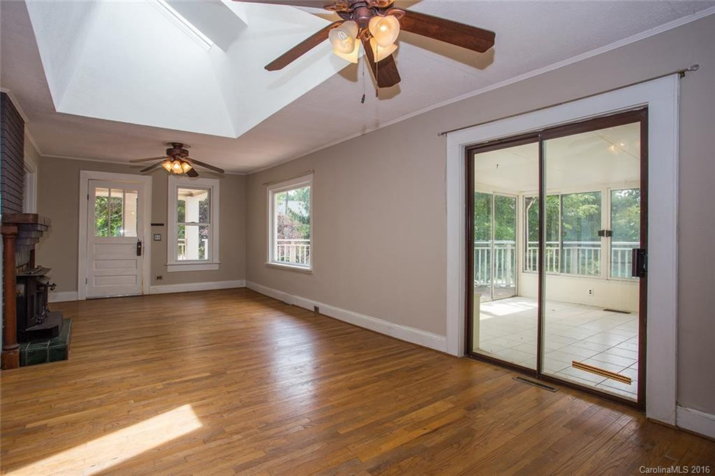 389 Stratford Road - Photo 9