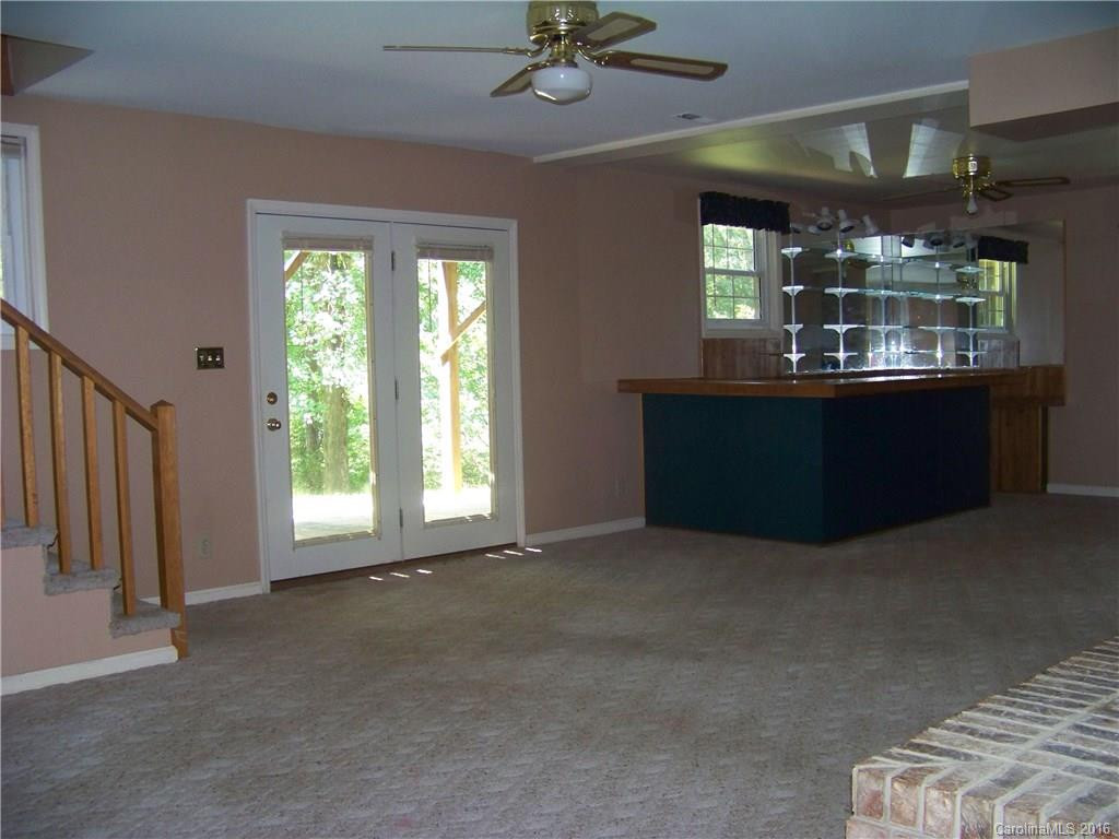 171 Fernwood Circle - Photo 11