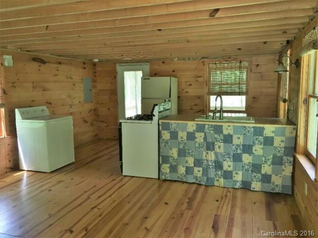 2539 Old Nc 197 Highway - Photo 4