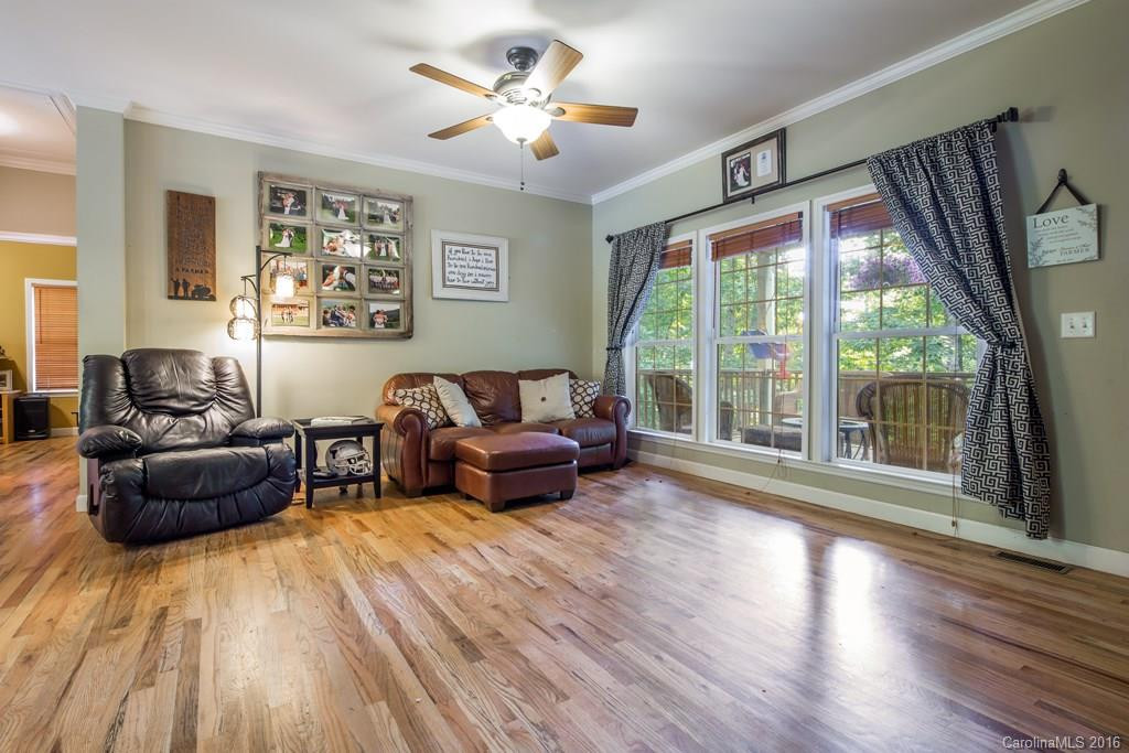 79 Colton Way #1 - Photo 2