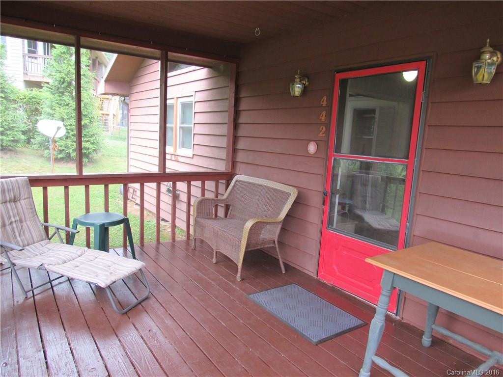 442 McCoy Cove Road - Photo 2