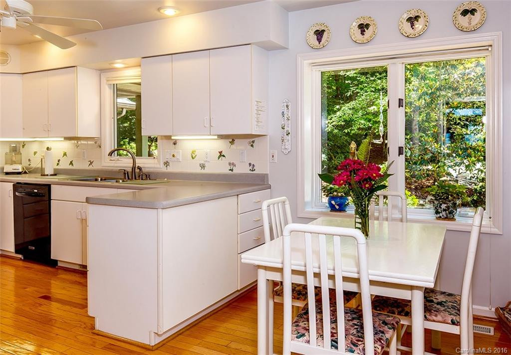 881 Skye Drive - Photo 5