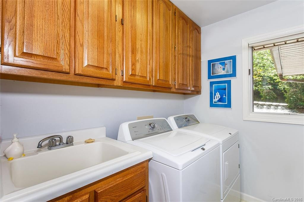 881 Skye Drive - Photo 6
