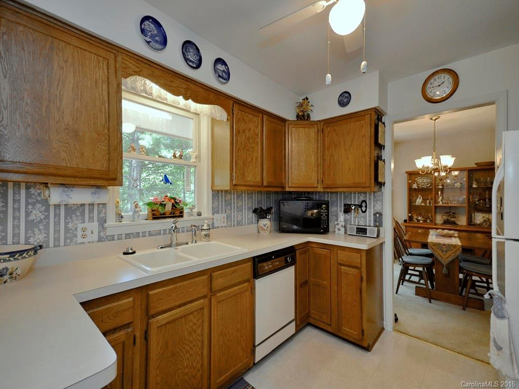 246 Park Lane - Photo 5